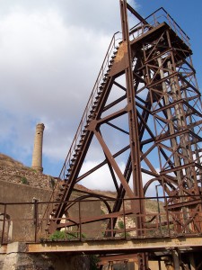 Castillete metálico.  Foto: M. A. Alvarez Areces1